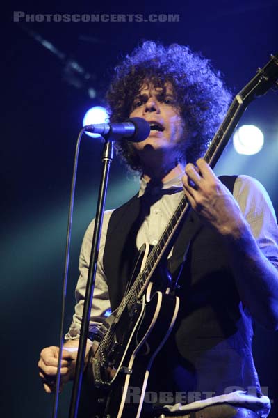 WOLFMOTHER - 2006-11-17 - PARIS - Elysee Montmartre - 